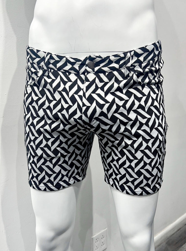 5-pocket stretch knit shorts with a black and white parquet pattern, as seen from the front.